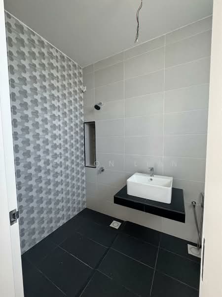 Rumah Teres 2 Tingkat untuk Disewa di Shah Alam (Selangor) - Benson Lian - Bathroom - PropertyGuru.com.my
