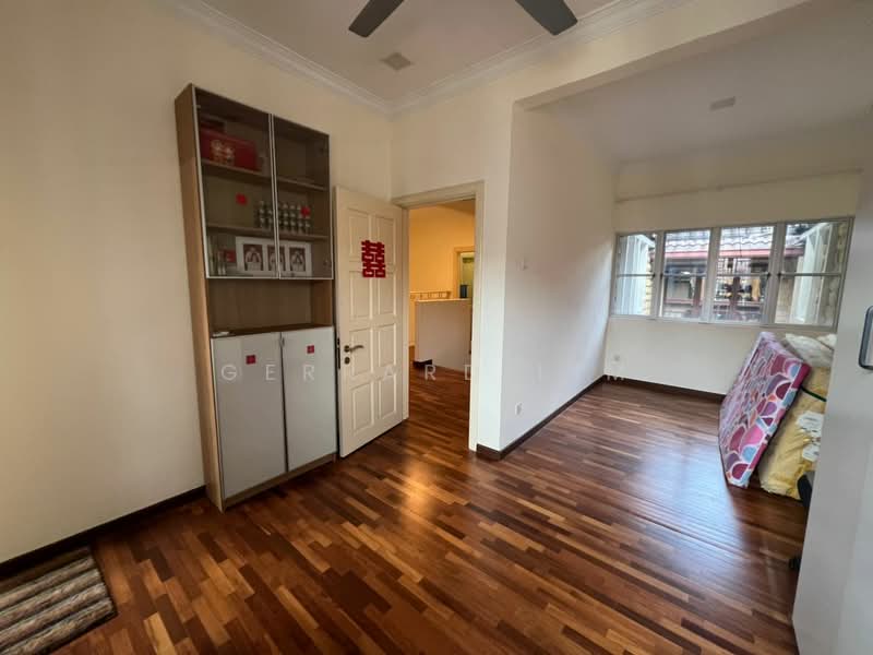 2-storey Terraced House for Sale in Putra Heights (Subang Jaya) - Gerrard Lim - Living Room - PropertyGuru.com.my