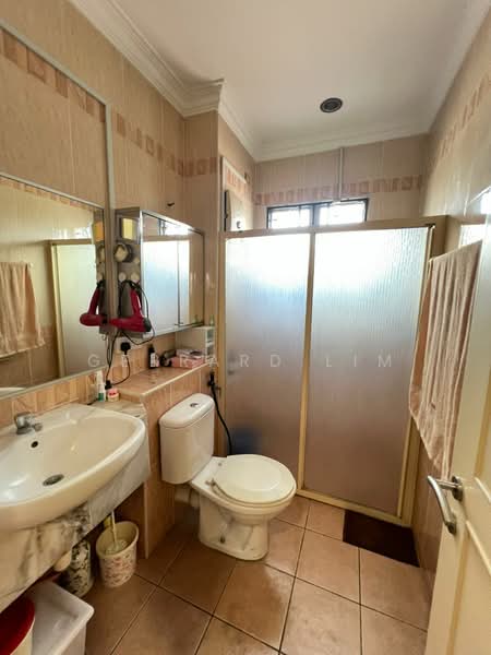2-storey Terraced House for Sale in Putra Heights (Subang Jaya) - Gerrard Lim - Bathroom - PropertyGuru.com.my