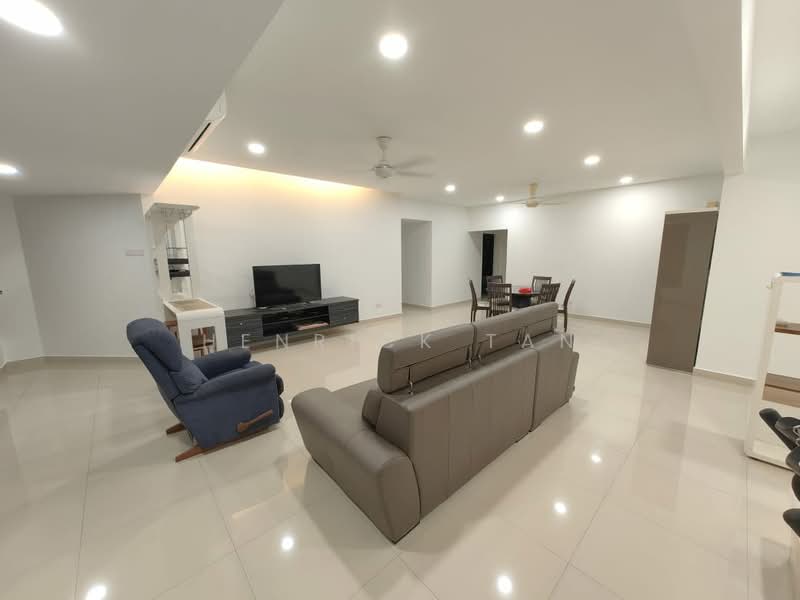 Condominium for Sale at Summer Villa - Henrick Tan - Living Room - PropertyGuru.com.my