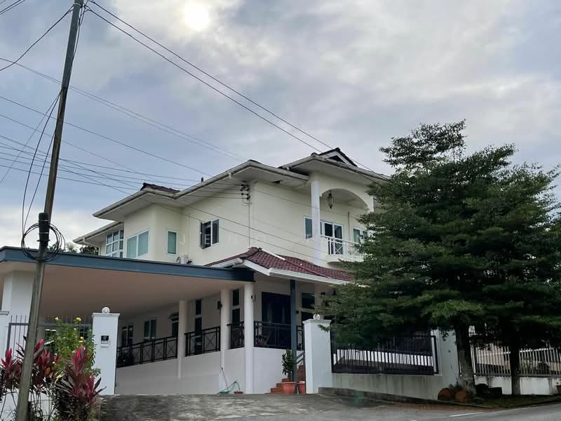 Semi-Detached House for Sale in Kuching (Sarawak) - Jeno Tan - Exterior - PropertyGuru.com.my