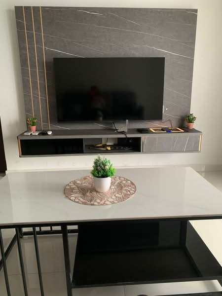 Condominium for Rent at Kings Bay @ Country Garden Danga Bay - Angela Chong - Living Room - PropertyGuru.com.my