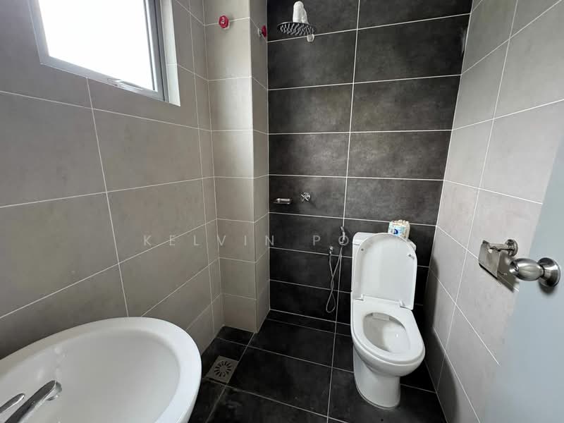 Rumah Teres 2 Tingkat untuk Dijual di Puchong (Selangor) - Kelvin Pook - Bathroom - PropertyGuru.com.my