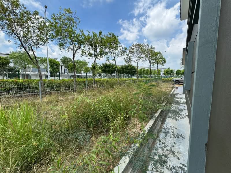Rumah Teres 2 Tingkat untuk Dijual di Puchong (Selangor) - Kelvin Pook - Exterior - PropertyGuru.com.my