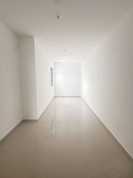 2-storey Terraced House for Rent in Taman Dato Onn (Johor Bahru) - Emma Lee - Corridor - PropertyGuru.com.my