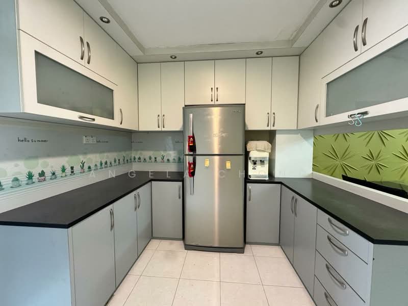 2.5-storey Terraced House for Rent in Taman Setia Indah (Tebrau) - Angela Chong - Kitchen - PropertyGuru.com.my