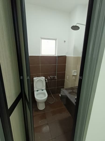2-storey Terraced House for Rent in Taman Belimbing Harmoni (Durian Tunggal) - Ramona Tan - Bathroom - PropertyGuru.com.my