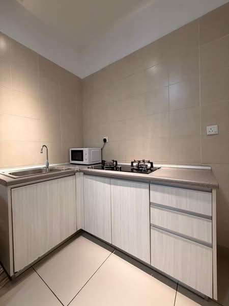 Service Residence for Sale at Flexis @ One South - Janet Au - Kitchen - PropertyGuru.com.my