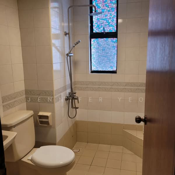 Kondominium untuk Dijual di Lanai Kiara - Jennifer Yeo - Bathroom - PropertyGuru.com.my