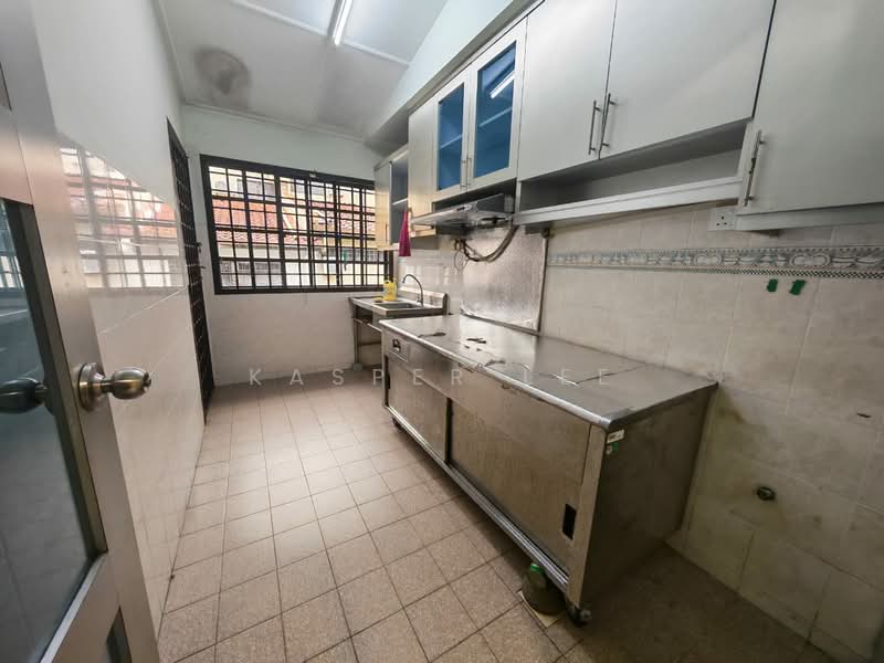 Rumah Teres 1.5 Tingkat untuk Disewa di Taman Pelangi Indah (Ulu Tiram) - Kasper Lee - Kitchen - PropertyGuru.com.my