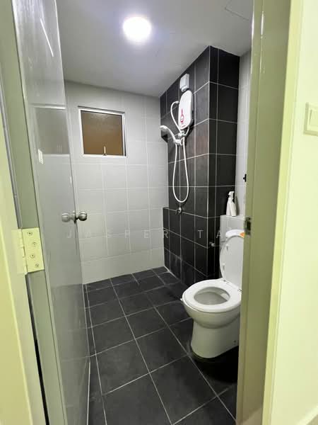 Apartment for Rent at D'Cerrum Apartment - Jasper Tan - Bathroom - PropertyGuru.com.my