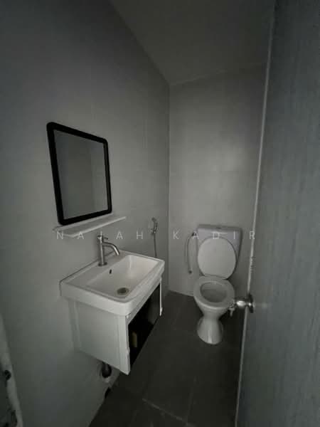 Shop / Office for Sale in Taman Melawati (Ulu Kelang) - Najah Kadir - Bathroom - PropertyGuru.com.my