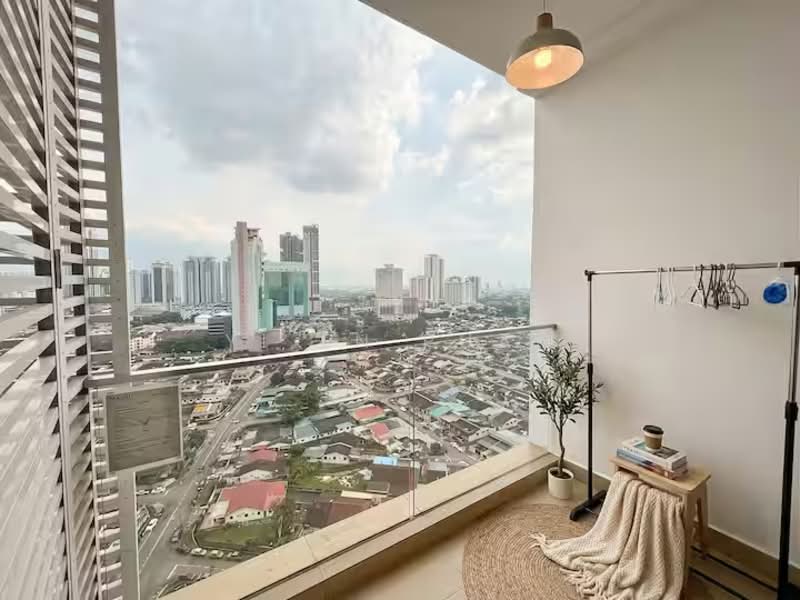 Kondominium untuk Disewa di KSL D'Esplanade Residence - Yi En Puah - Balcony - PropertyGuru.com.my