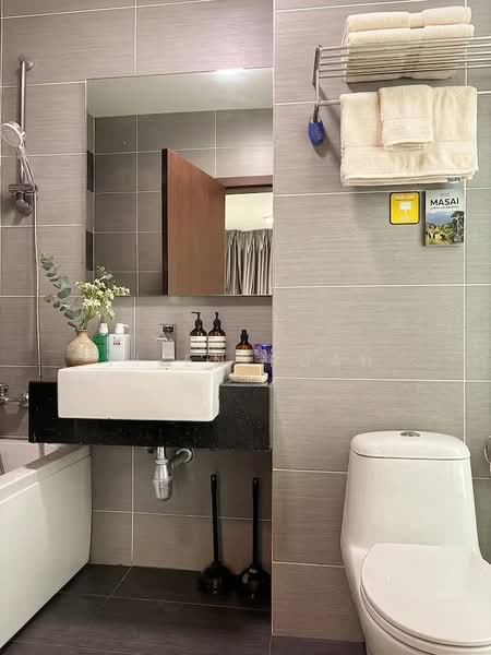 Kondominium untuk Disewa di KSL D'Esplanade Residence - Yi En Puah - Bathroom - PropertyGuru.com.my