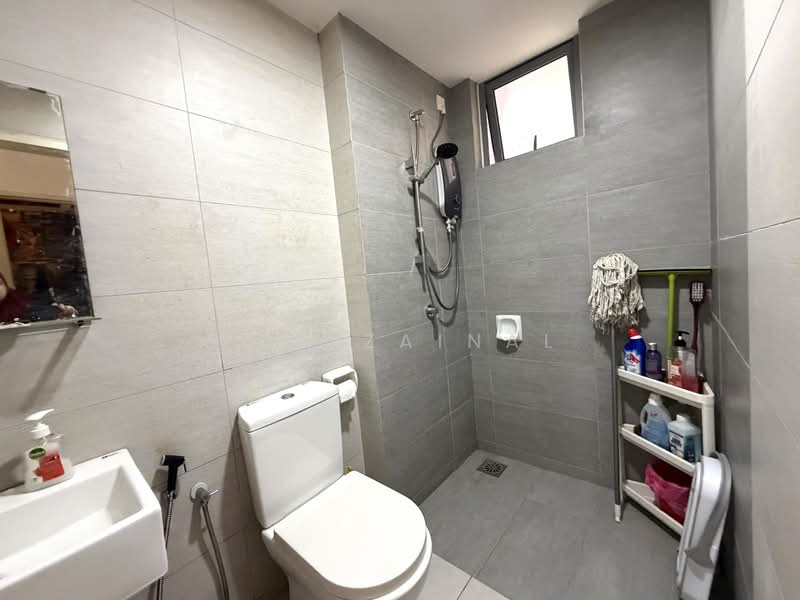 Service Residence for Sale at Gravit8, Klang - Eda Zainal - PropertyGuru.com.my