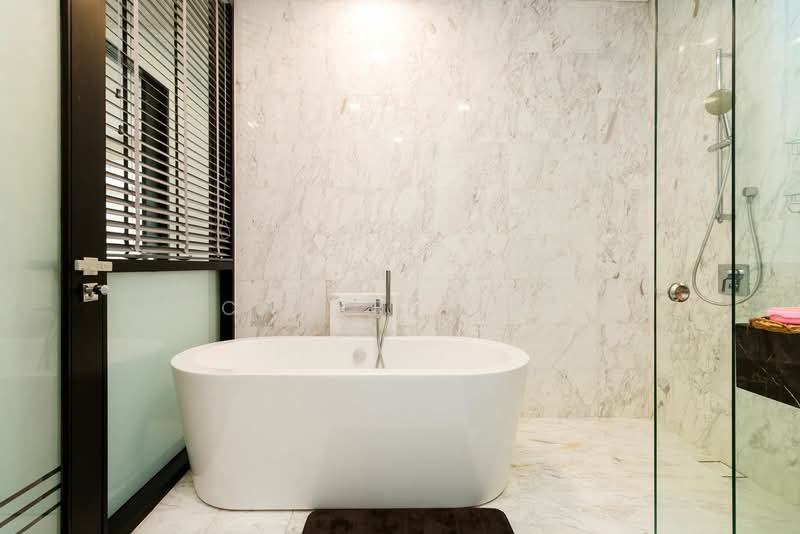 Service Residence for Sale at Banyan Tree Signatures - Carren Tai - Bathroom - PropertyGuru.com.my