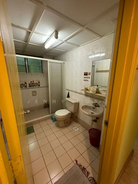 Condominium for Rent at Villa Scott - Jenny Kong - Bathroom - PropertyGuru.com.my