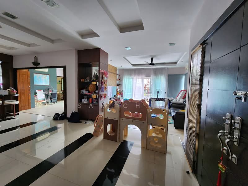 Semi-Detached House for Sale in Ampang Jaya (Ampang) - Sam Chiw - Living Room - PropertyGuru.com.my