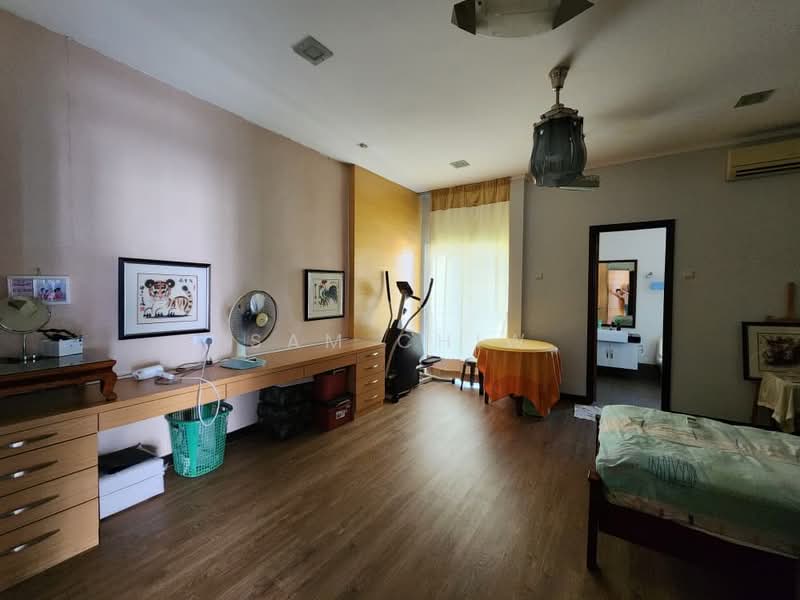 Semi-Detached House for Sale in Ampang Jaya (Ampang) - Sam Chiw - Bedroom - PropertyGuru.com.my