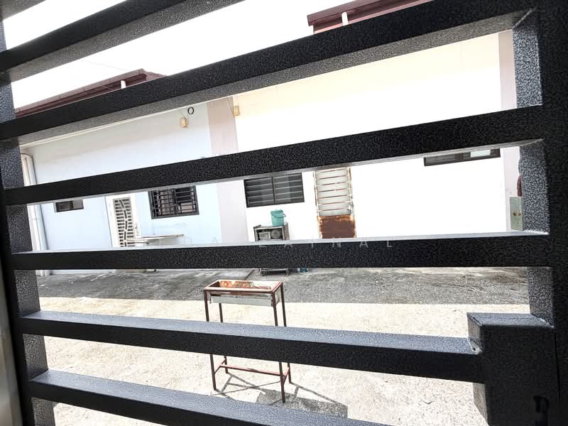 1-storey Terraced House for Sale in Klang (Selangor) - Eda Zainal - PropertyGuru.com.my