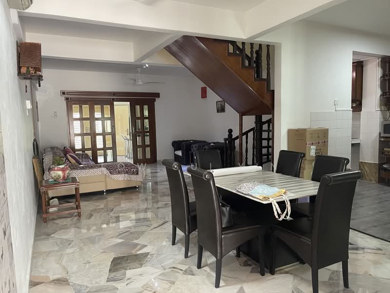 Rumah Teres 2 Tingkat untuk Dijual di Bukit Antarabangsa (Ulu Kelang) - Low Sui Yin - Living Room/Dining - PropertyGuru.com.my