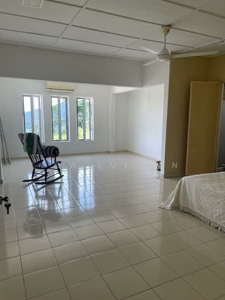 Rumah Teres 2 Tingkat untuk Dijual di Bukit Antarabangsa (Ulu Kelang) - Low Sui Yin - Master Bedroom - PropertyGuru.com.my