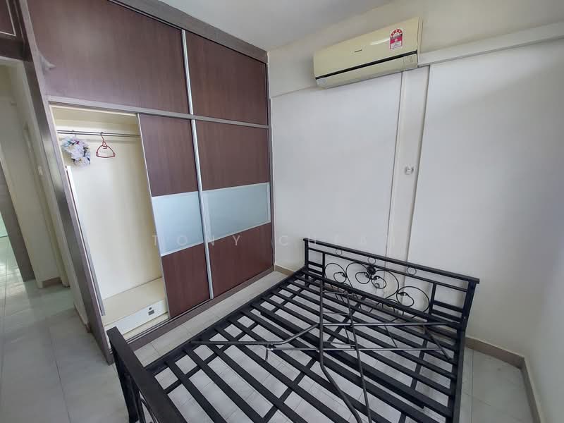 Apartment for Sale at Sinar Bukit Dumbar - Tony Cheah - Bedroom - PropertyGuru.com.my