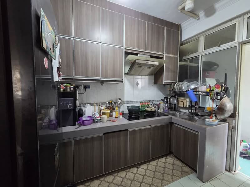 Pangsapuri untuk Disewa di Subang Perdana Goodyear Court 10 - CHOW XINNI - Kitchen - PropertyGuru.com.my