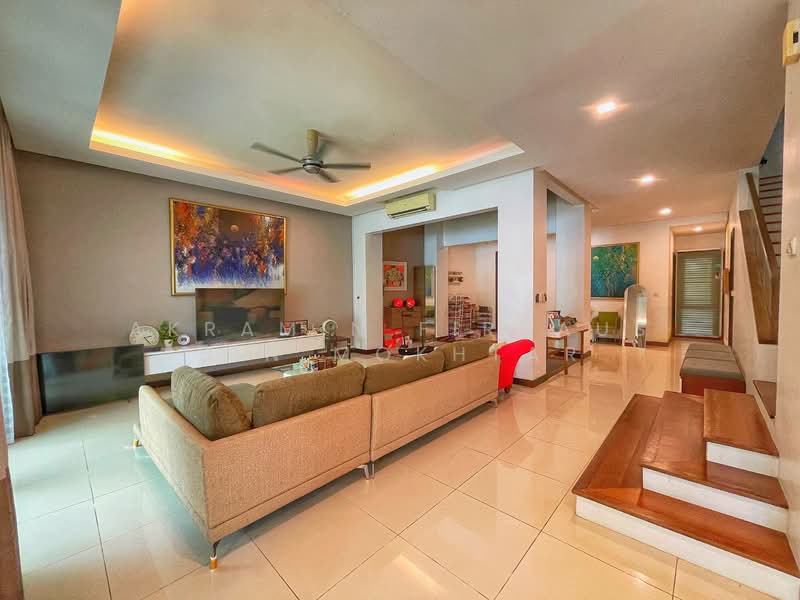 Rumah Berkembar untuk Dijual di Presint 8 (Putrajaya) - Akramin Firdaus Bin Mokhtar - Living Room - PropertyGuru.com.my