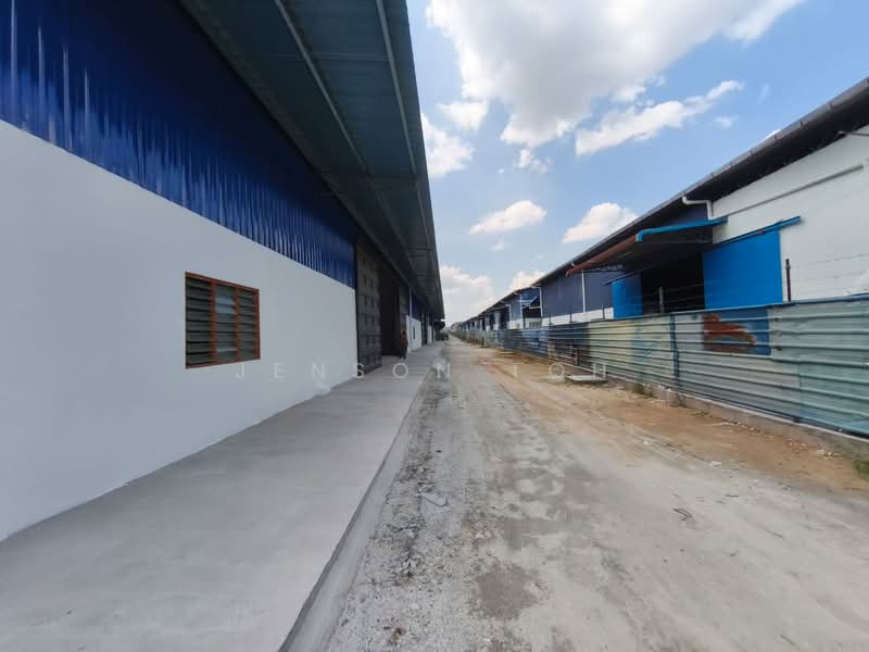 Factory for Rent in Sungai Buloh (Selangor) - Jenson Toh - Exterior - PropertyGuru.com.my