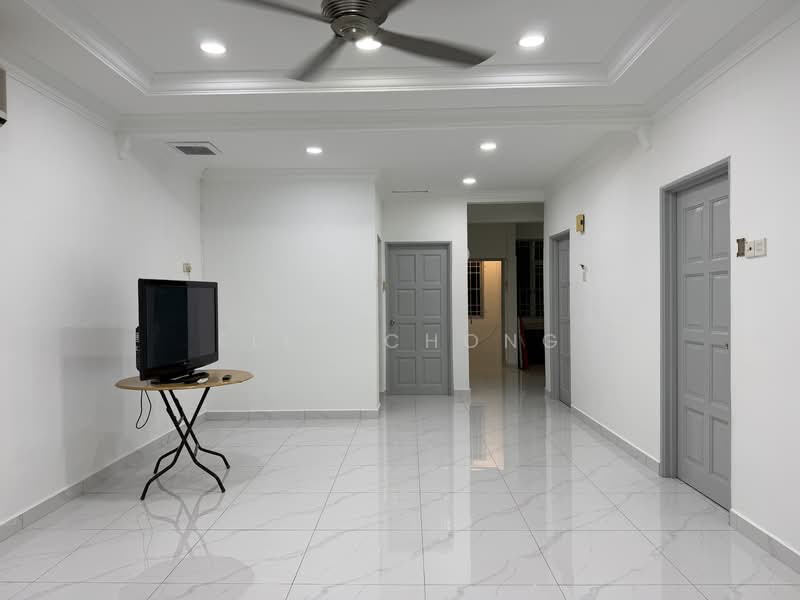 Townhouse for Sale in Cheras (Kuala Lumpur) - Elly Chong - Living Room - PropertyGuru.com.my