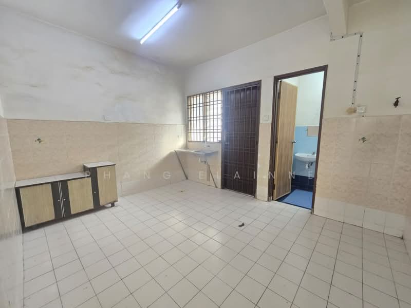 2-storey Terraced House for Sale in Bandar Indahpura (Kulai) - Phang Elainne - PropertyGuru.com.my