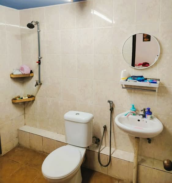 2-storey Terraced House for Sale in Jalan Kuching (Kuala Lumpur) - Evelyn Lee - Bathroom - PropertyGuru.com.my