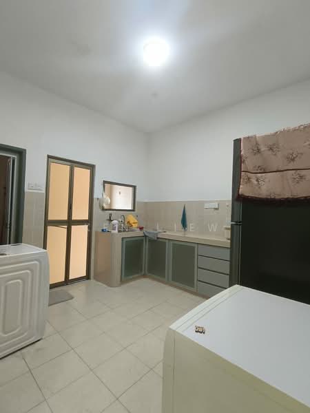1-storey Terraced House for Rent in Bandar Putra (Kulai) - Ken Liew - Kitchen - PropertyGuru.com.my
