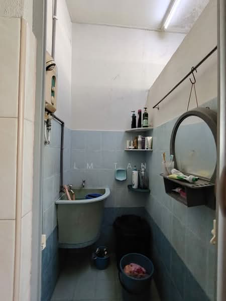 1-storey Terraced House for Sale in Taman Impian Indah (Bukit Mertajam) - LM Tan - Bathroom - PropertyGuru.com.my