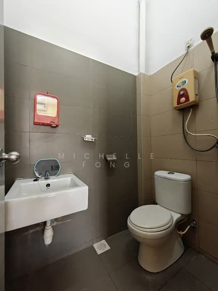 1-storey Terraced House for Sale in Taman Mount Austin (Tebrau) - Michelle Fong - Bathroom - PropertyGuru.com.my