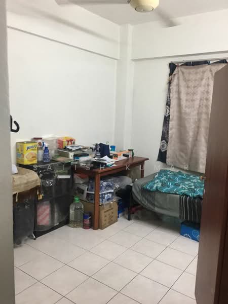 Kondominium untuk Dijual di Pelangi Damansara - Satish Kumar - Bedroom - PropertyGuru.com.my
