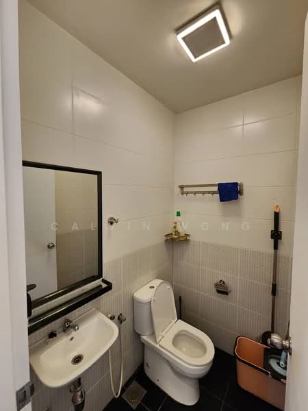 Rumah Teres 2 Tingkat untuk Dijual di Kota Masai (Pasir Gudang) - Calvin Wong - Bathroom - PropertyGuru.com.my