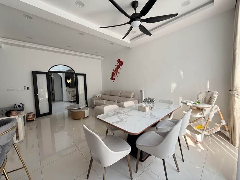 Cluster House for Sale in Iskandar Puteri (Nusajaya) (Johor) - Smith Goh - Living Room - PropertyGuru.com.my