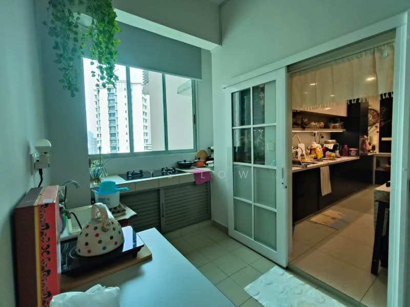 Condominium for Sale at KM1 East - TS Low - Kitchen - PropertyGuru.com.my