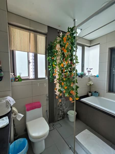 Condominium for Sale at KM1 East - TS Low - Bathroom - PropertyGuru.com.my