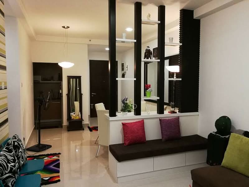 Kondominium untuk Dijual di Shaftsbury Residence - TS Low - Living Room - PropertyGuru.com.my