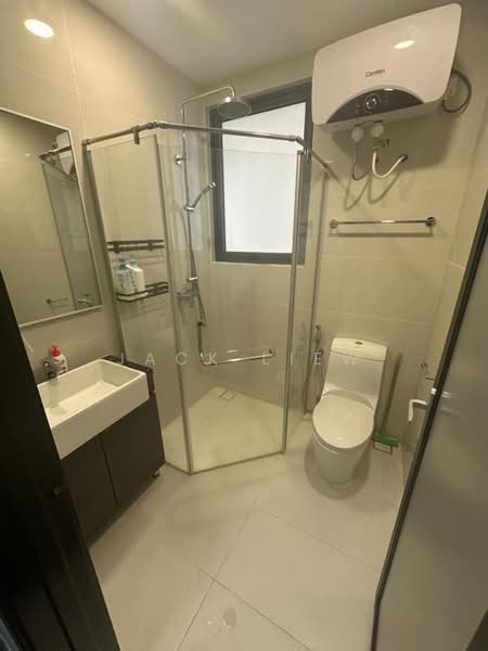 Condominium for Sale at Amberside @ Country Garden Danga Bay - Jack Liew - Bathroom - PropertyGuru.com.my