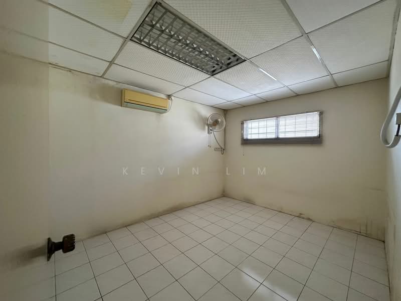 Shop for Rent in Jelutong (Penang) - Kevin Lim - Interior - PropertyGuru.com.my