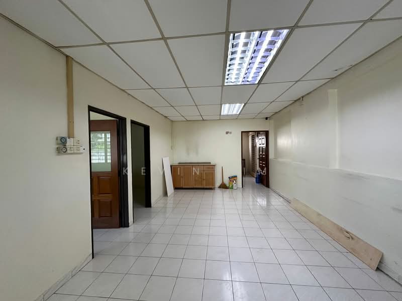 Shop for Rent in Jelutong (Penang) - Kevin Lim - PropertyGuru.com.my