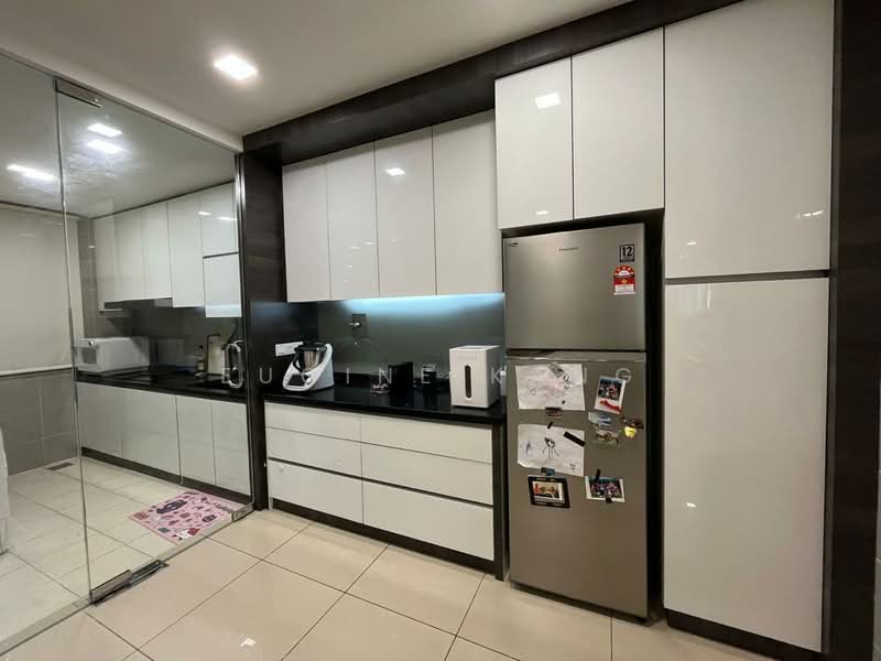 Condominium for Sale at Aston Kiara 3 - Eugine Kang - Kitchen - PropertyGuru.com.my