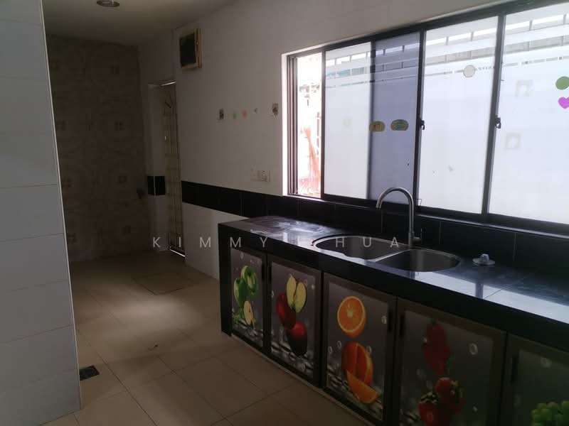 Rumah Teres 2 Tingkat untuk Dijual di Taman Wawasan (Puchong) - Kimmy Chua - Kitchen - PropertyGuru.com.my