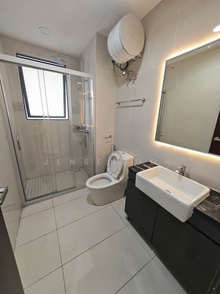 Kondominium untuk Disewa di Bay Point @ Country Garden Danga Bay - Jensen Goh - Bathroom - PropertyGuru.com.my