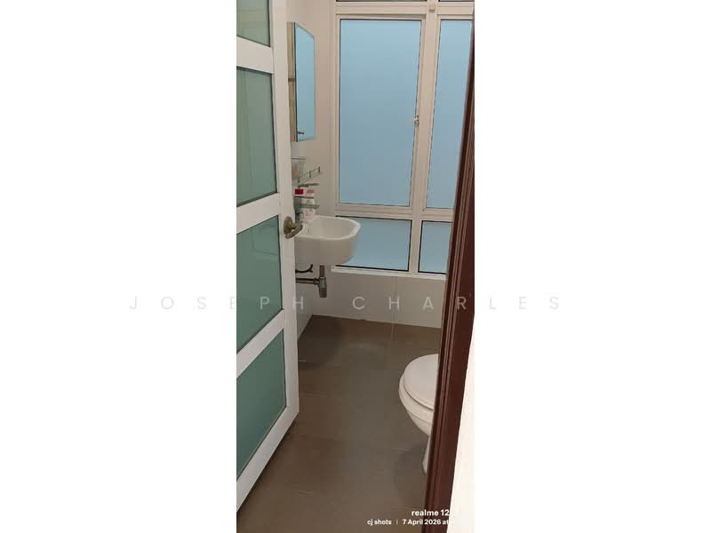 Rumah Banglo untuk Dijual di Kampung Baharu (Port Dickson) - Joseph Charles - Bathroom - PropertyGuru.com.my