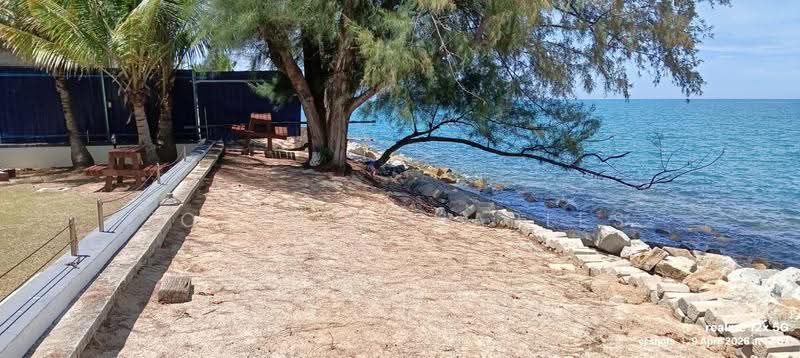 Bungalow House untuk Dijual di Kampung Baharu (Port Dickson) - Joseph Charles - Exterior - PropertyGuru.com.my